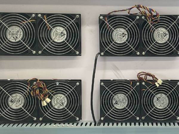 Fan Cooling System